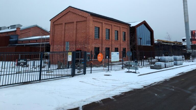 Große und kleine Maschinen