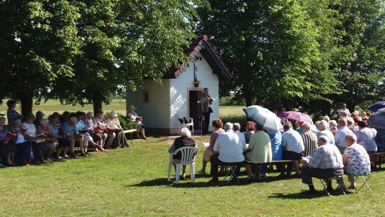 35 Jahre Maiandachten bei der Gottesmutter-Kapelle in Gogolin
