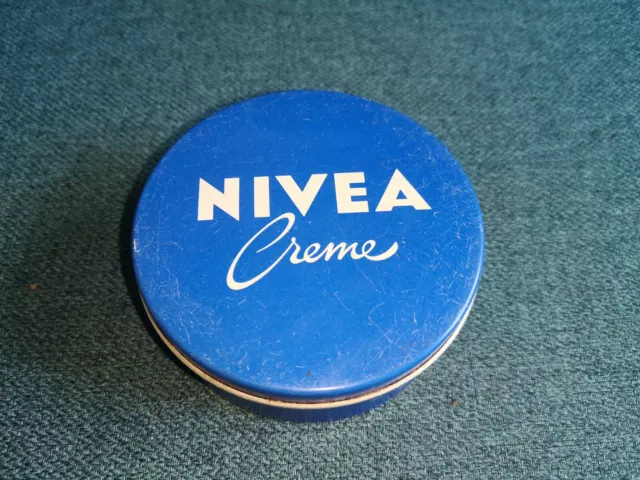 Glosse: Allzweckwaffe Nivea