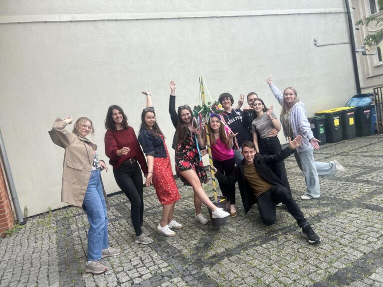 „Mini-projekty” dla młodzieży