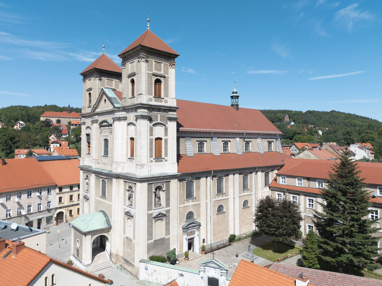 Pielgrzymki 2025 z VdG – zaproszenie na wspólną drogę wiary