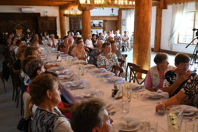 Kobiety z całego Górnego Śląska gościły w Prószkowie