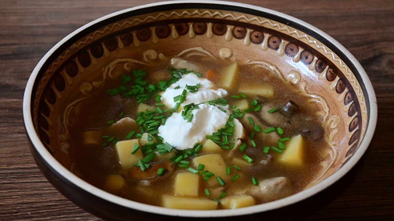 Przepisy: Zupa grzybowa babci Kastner