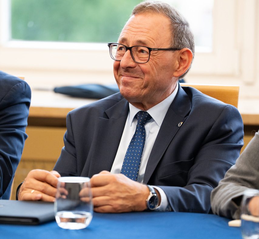 Wsparcie, dialog i wyzwania dla mniejszości