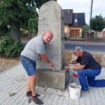 Smogorzów: Obelisk pamięci mieszkańców poległych w I wojnie światowej wraca na swoje miejsce