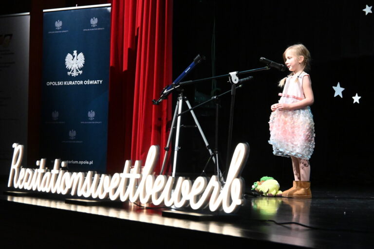 Przedszkolna podróż przez świat poezji