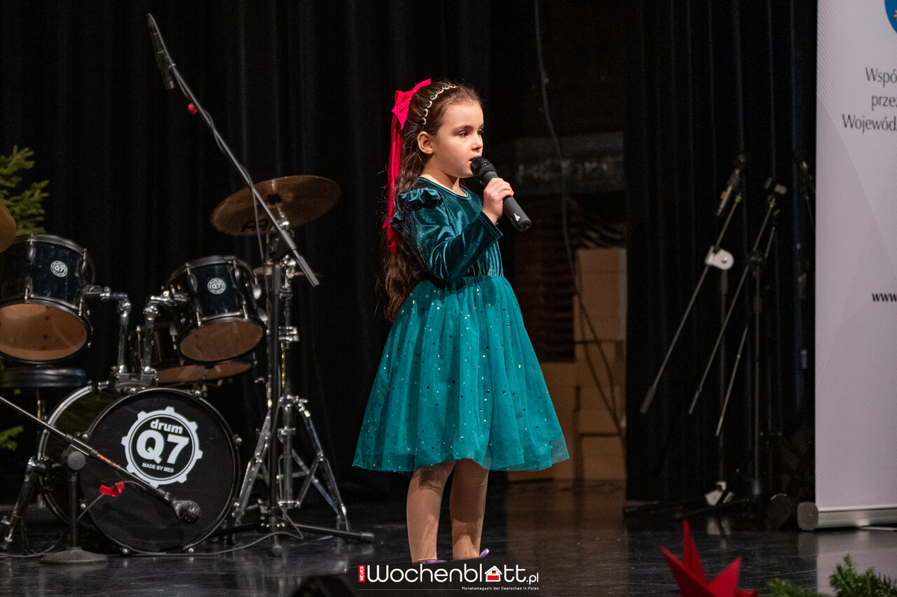 „Melodie pod choinką”