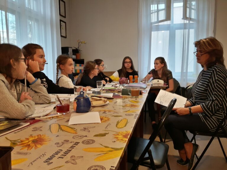 Z lamusa historii: O oświacie i o świecie sprzed 30 lat