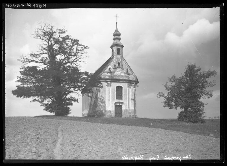 Die Ausstellung „Heimat und hajmat“ in der Gleiwitzer Villa Caro