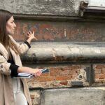 „Mama, patrz, niemiecki napis!”