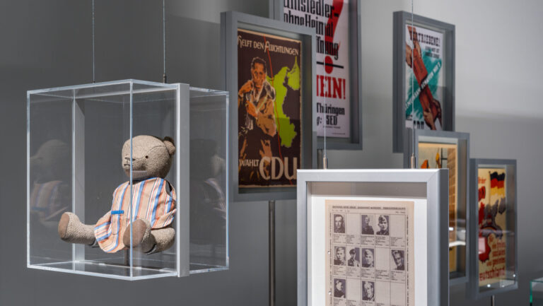 Między historią a polityką. Spór o kierunek dalszego działania Federalnej Fundacji „Ucieczka, Wypędzenie, Pojednanie”