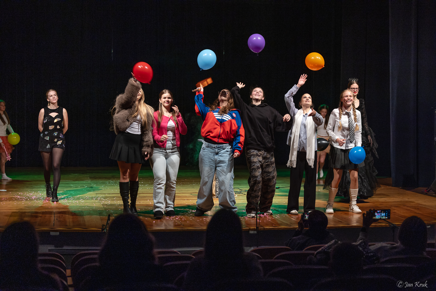 Jugendbox 2026: Jetzt für die neue Edition bewerben