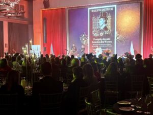 Piosenki Marleny Dietrich na 35-lecie polsko-niemieckiego traktatu