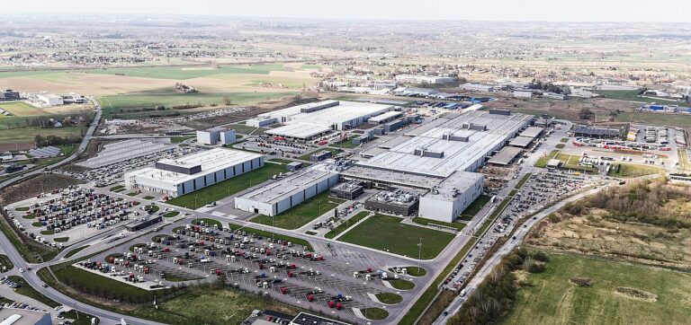 Gigantyczne przedsięwzięcie MAN w Starachowicach i Niepołomicach