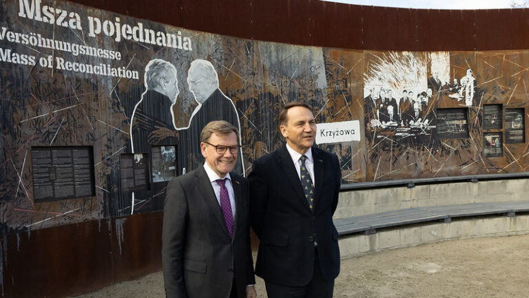 Ministrowie spraw zagranicznych Niemiec i Polski odwiedzili Międzynarodowy Dom Spotkań Młodzieży