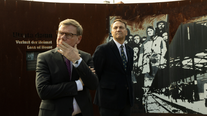 Krzyżowa: symboliczne miejsce między pamięcią a wyzwaniem