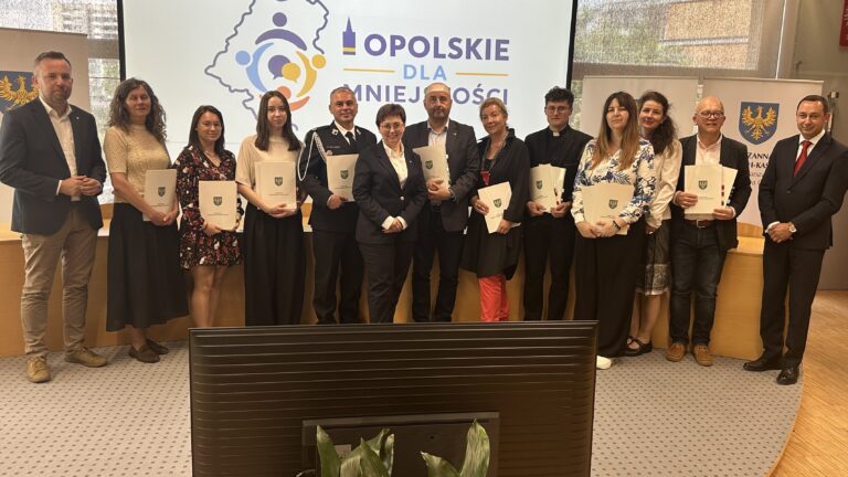 Pieniądze na mniejszości podzielone: Kto otrzymał dotację?
