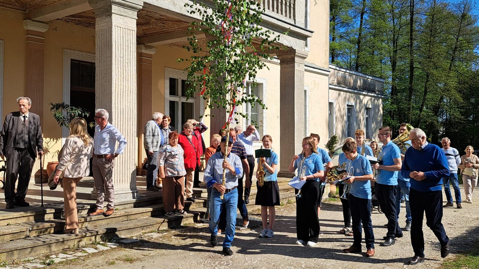 Po raz 20. drzewko majowe w DFK Błotnica Strzelecka