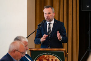 Wyzwania i stabilizacja
