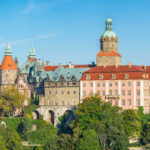 Kopie zaginionych obrazów Schefflera znów zdobią Salę Maksymiliana na Zamku Książ