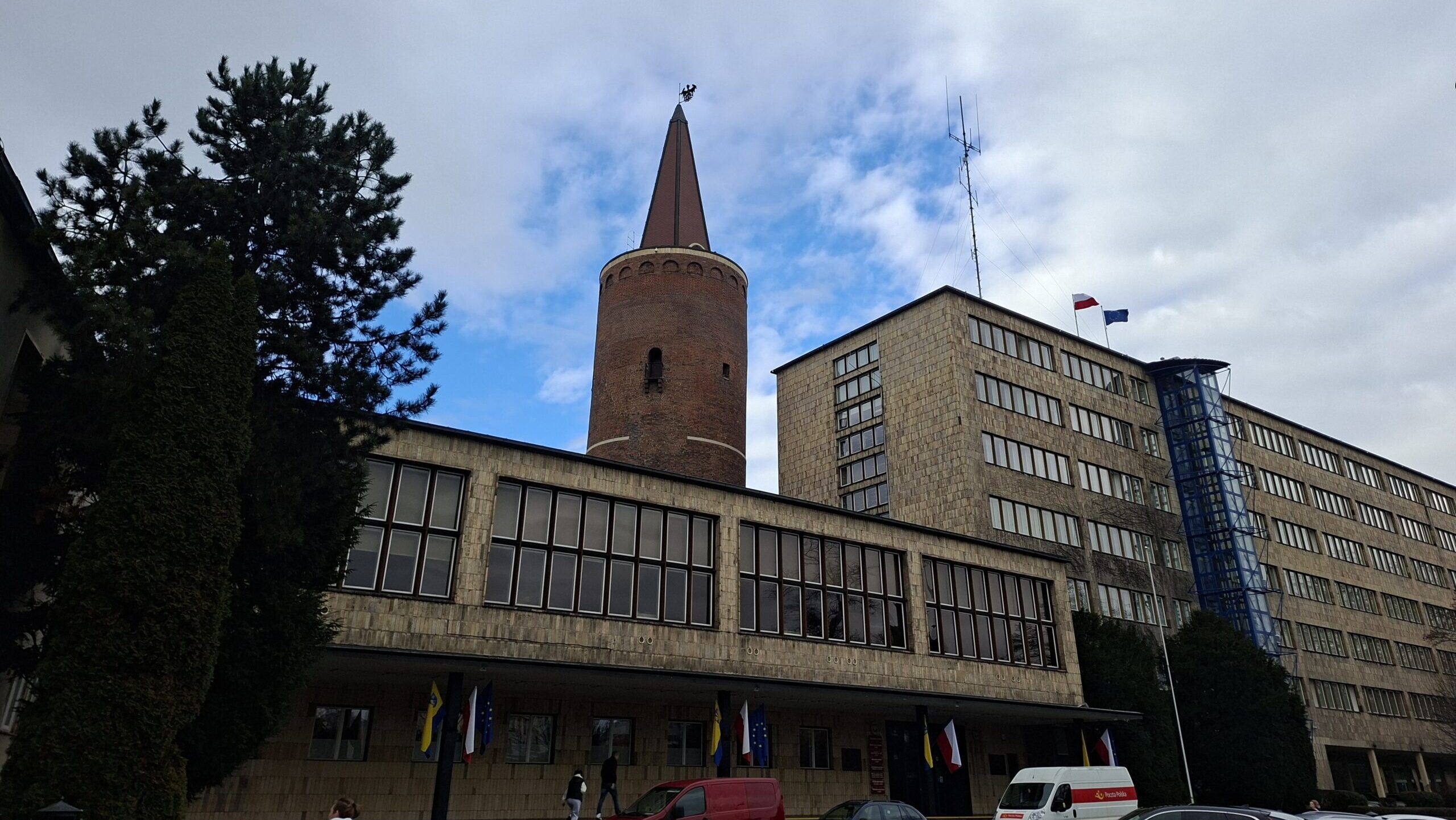 Modernizm weimarski nad Odrą