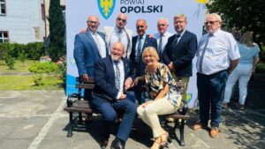 Seria wyróżnień dla powiatu opolskiego i starosty Henryka Lakwy