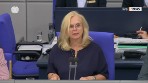 Posłowie Bundestagu opowiadają się za ściślejszą współpracą polsko-niemiecką