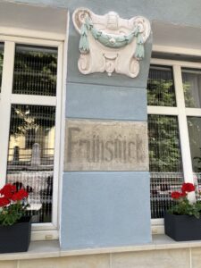 Niezniszczalne pomniki języka niemieckiego w języku polskim