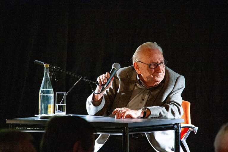 Erich Koch i Egon Bahr, czyli jak rodzą się fakty historyczne
