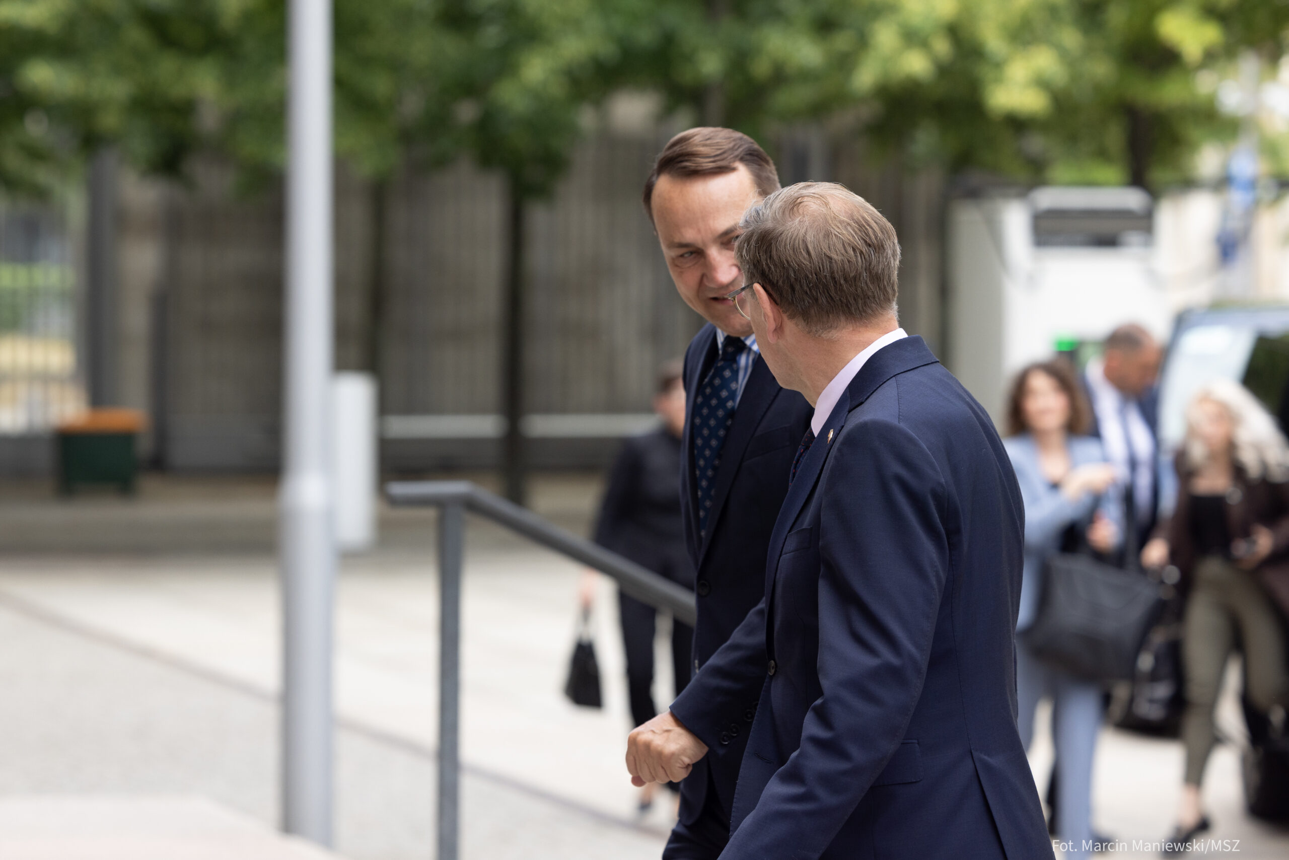 Hetze nicht gegen den Nachbarn