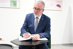 Demokratyczne uczestnictwo członków mniejszości niemieckiej poprzez korzystanie z prawa wyborczego