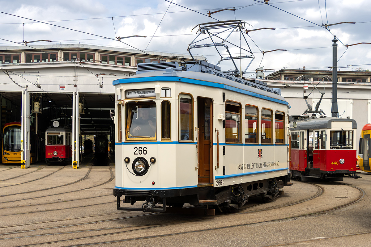 Gdański tramwaj z 1927 roku jeździ po Warszawie