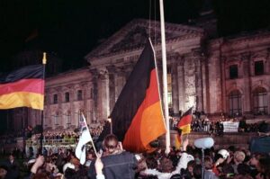 9 listopada 1989 – 3 października 1990: dziesięć miesięcy do jedności